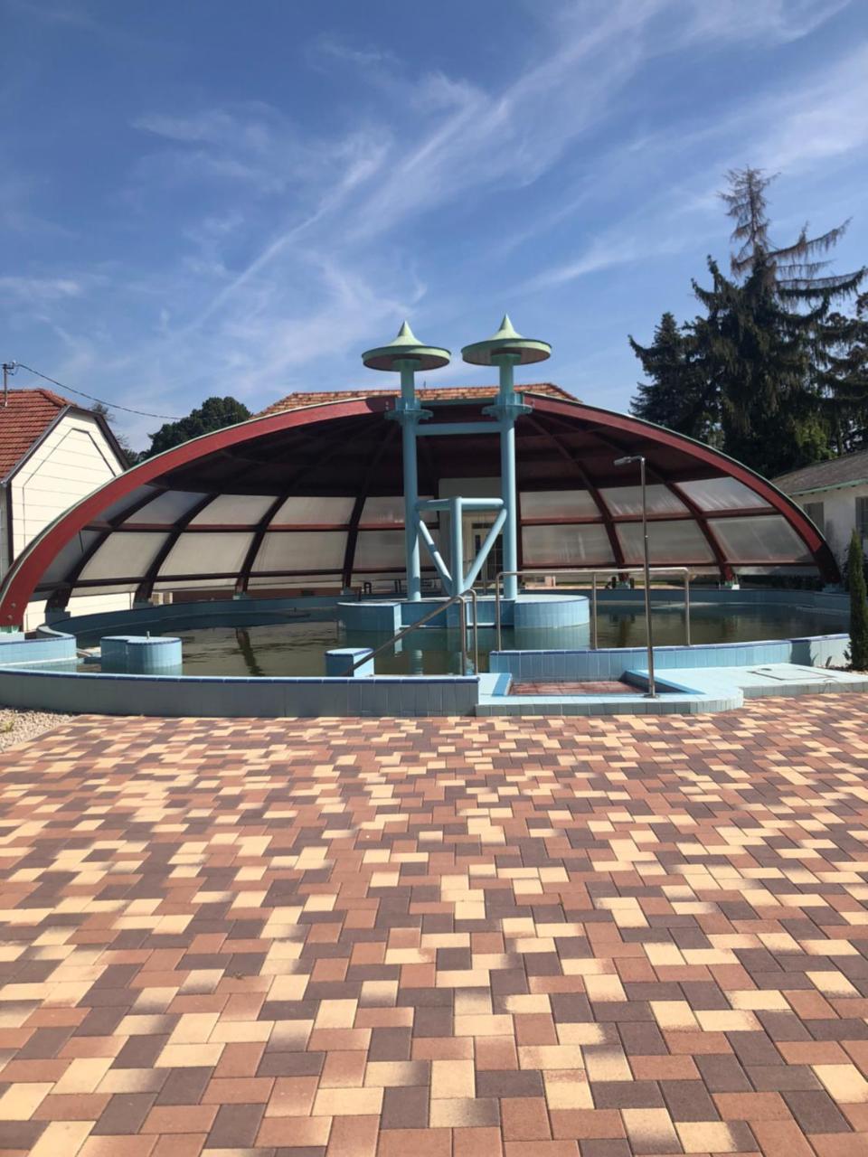 Aquasol Resort Mosonmagyaróvár エクステリア 写真