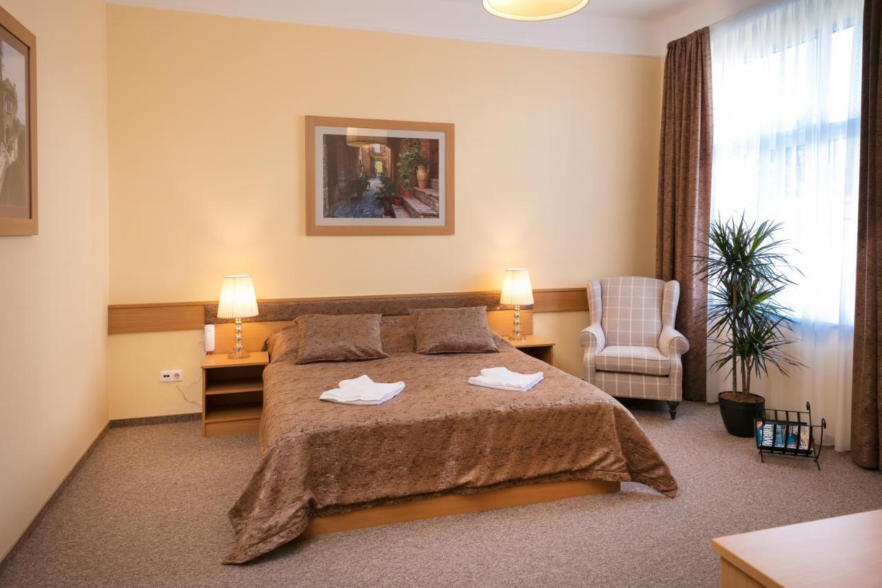 Aquasol Resort Mosonmagyaróvár エクステリア 写真